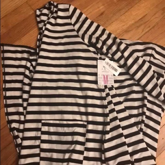 Lularoe Sarah Medium Black/white stripe - Picture 2 of 3
